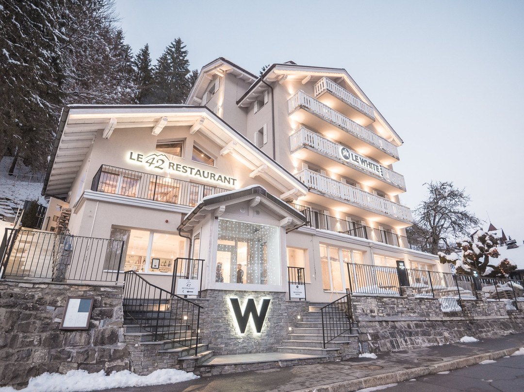 Champery酒店住宿-Hôtel Le White - Le 42 Restaurant