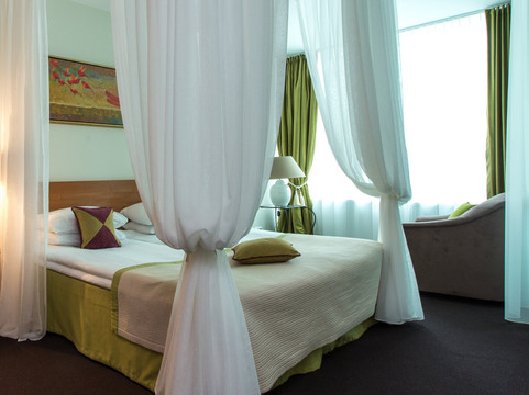 Medea Apartments by Upa主图