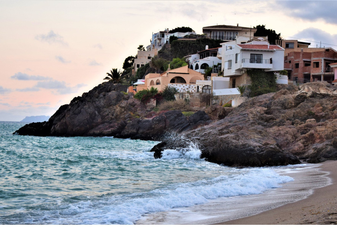 Playa de Bolnuevo-Bolnuevo必去景点