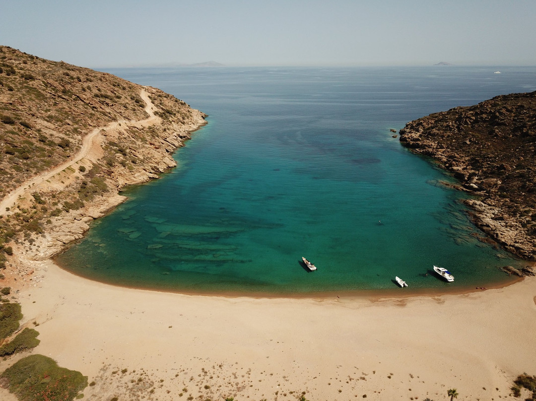 Mythical Cruises-帕罗奇亚必去景点