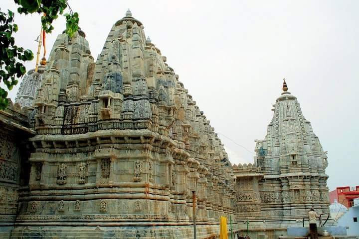 Rishabhdeo Or Kesariyaji Jain Temple景点图片