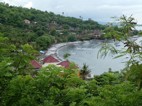 肯巴厘海滩简易别墅酒店主图