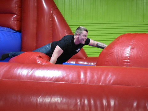 Bumper Jumpers-戈尔兹伯勒必去景点