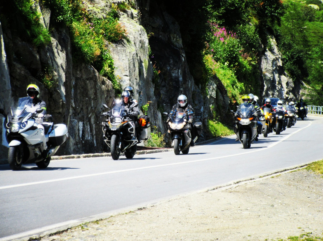 Guided Motorbike Tours-福克斯通必去景点
