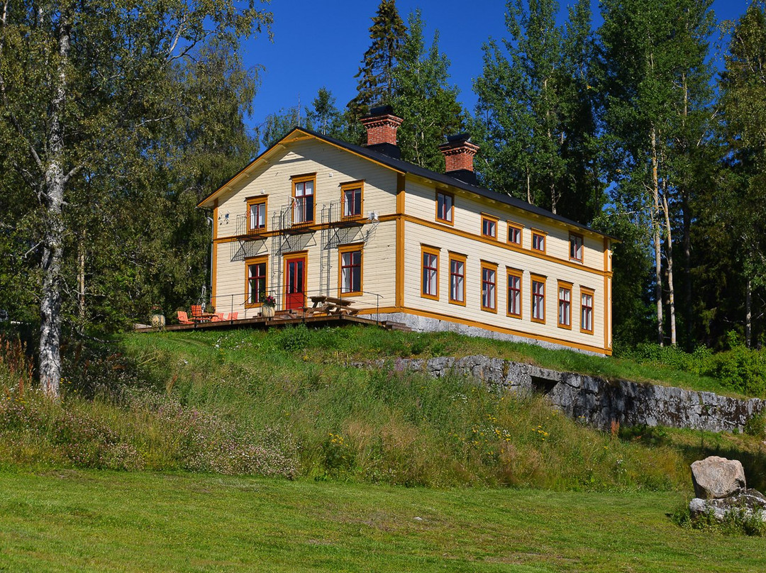 B&B Bjärtrå