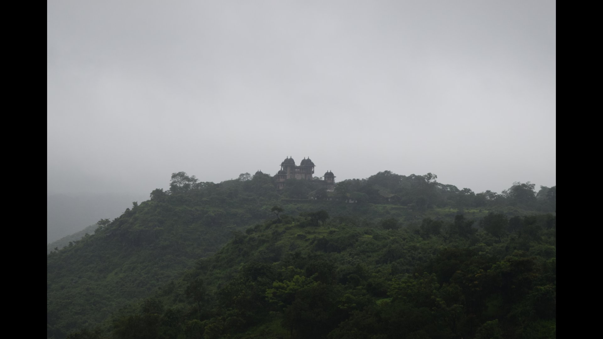 Sunset Point Resort-官方