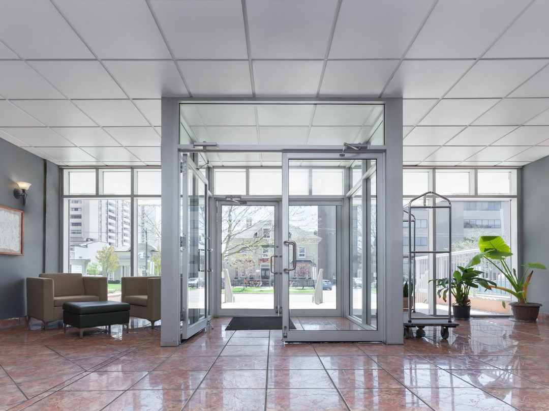 伦敦行政套房酒店