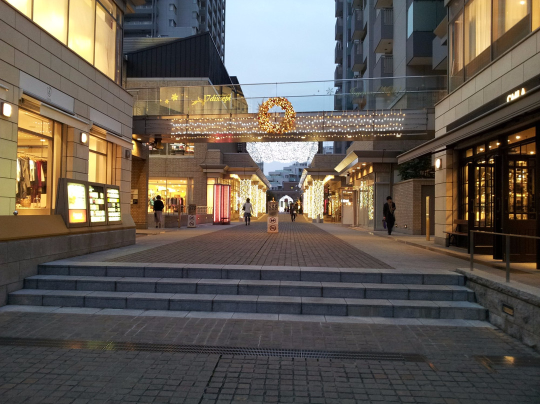 Daikanyama Address Dixsept
