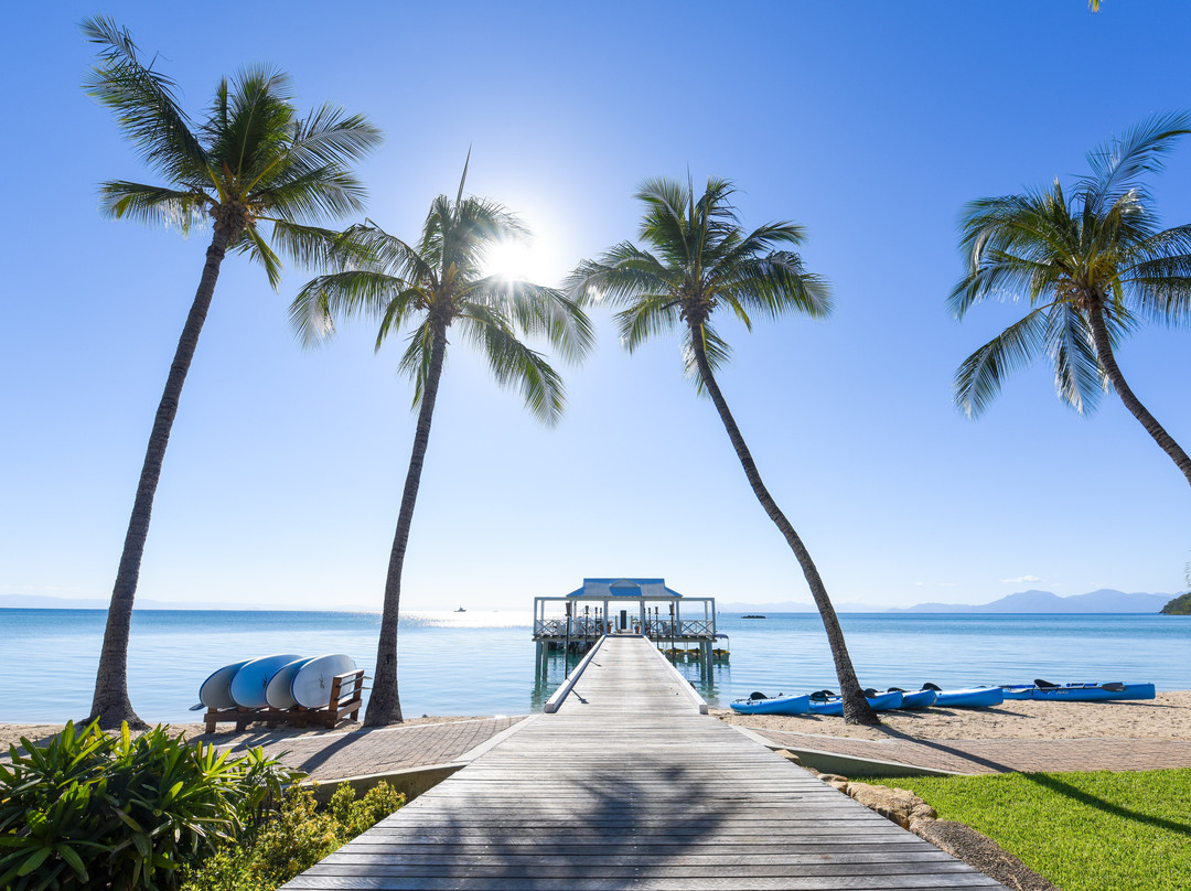 奥菲斯岛度假村酒店主图