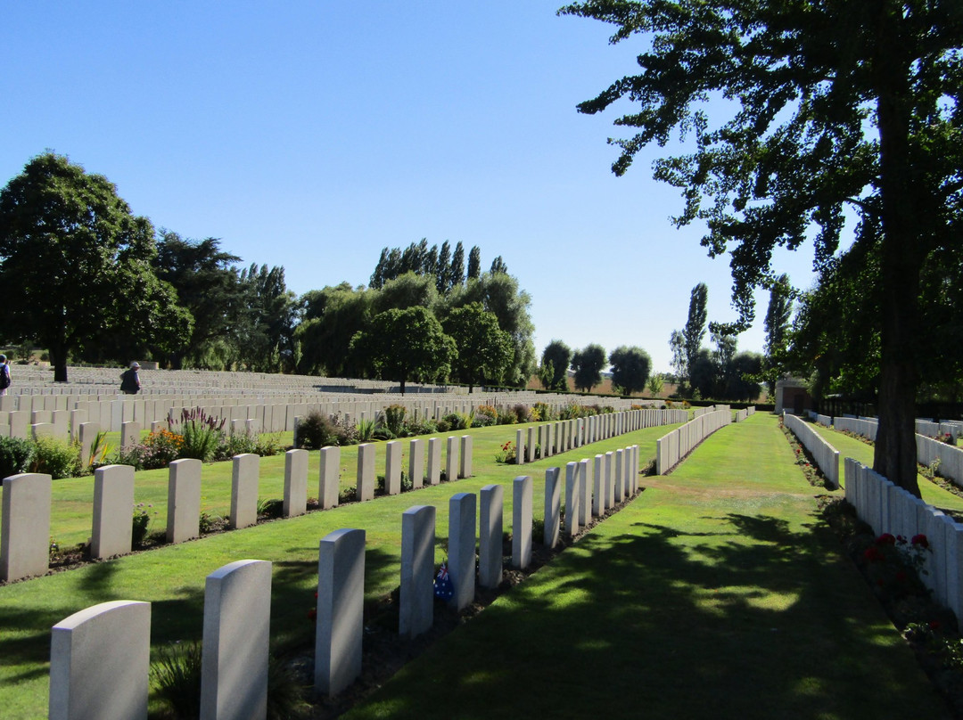 Lijssenthoek Military Cemetery景点图片
