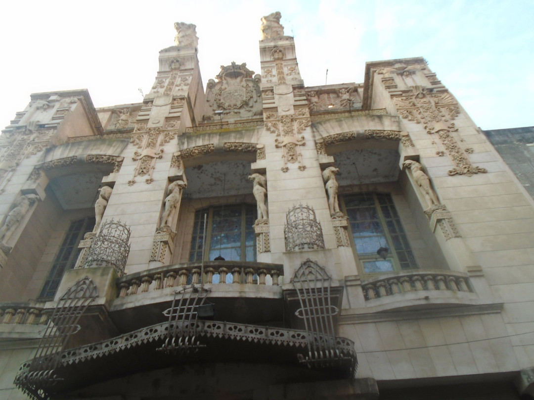 Club Espanol景点图片