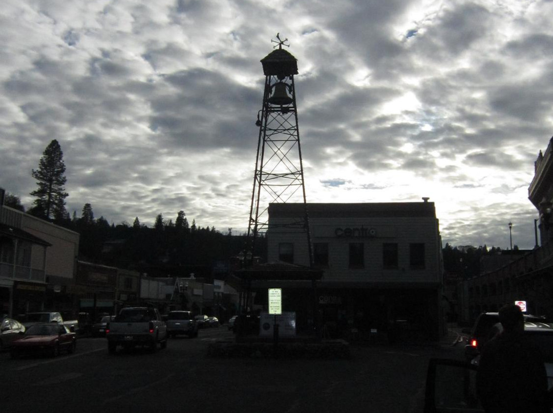 Bell Tower-普莱瑟维尔必去景点