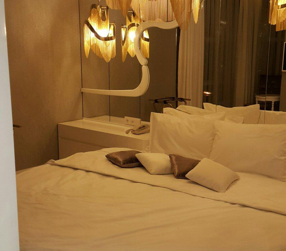 Golden Pars Hotel主图