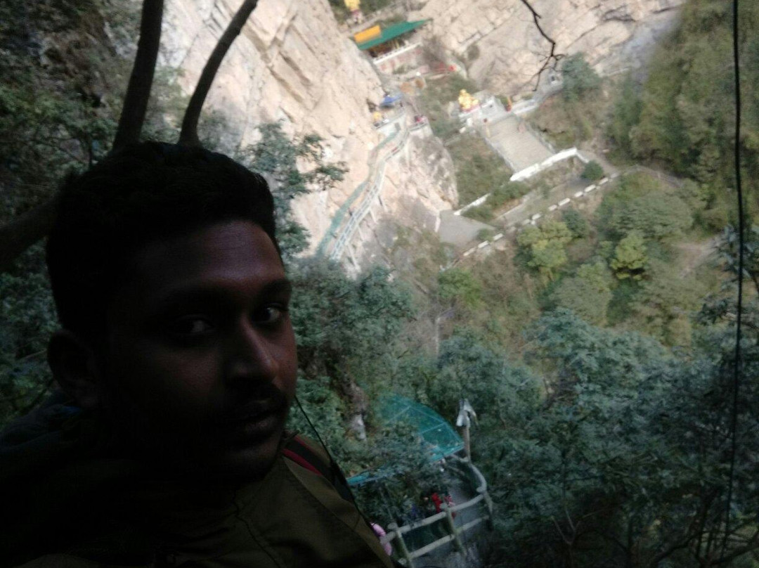 巴王洞-长阳土家族自治县必去景点