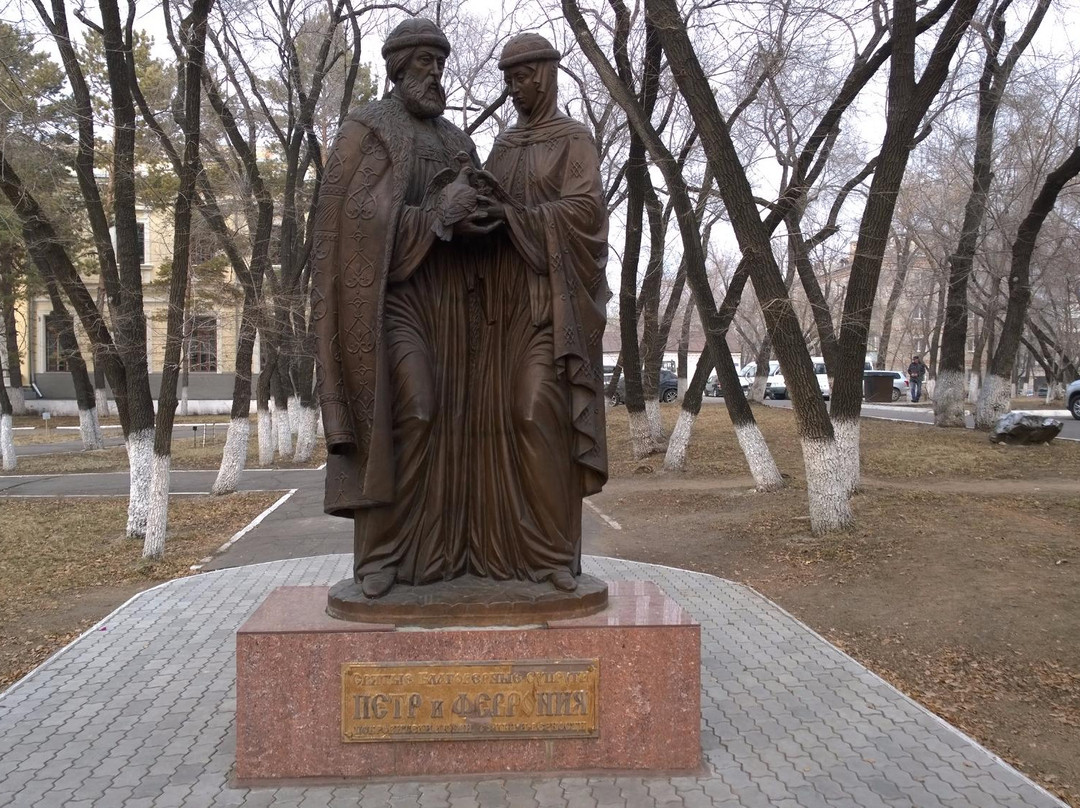 Monument to Peter and Fevronia景点图片