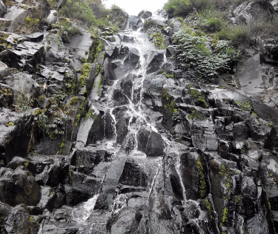 Supit Urang Pujon Waterfall景点图片