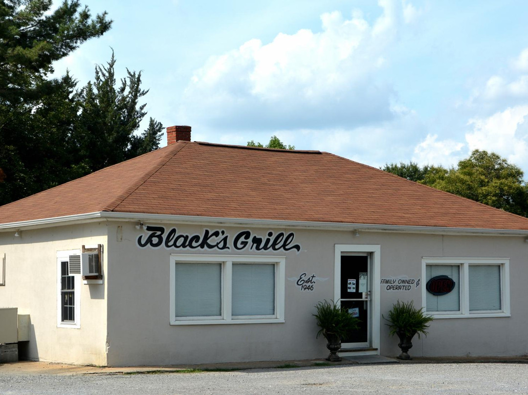 Crouse餐馆和美食-Black's Grill