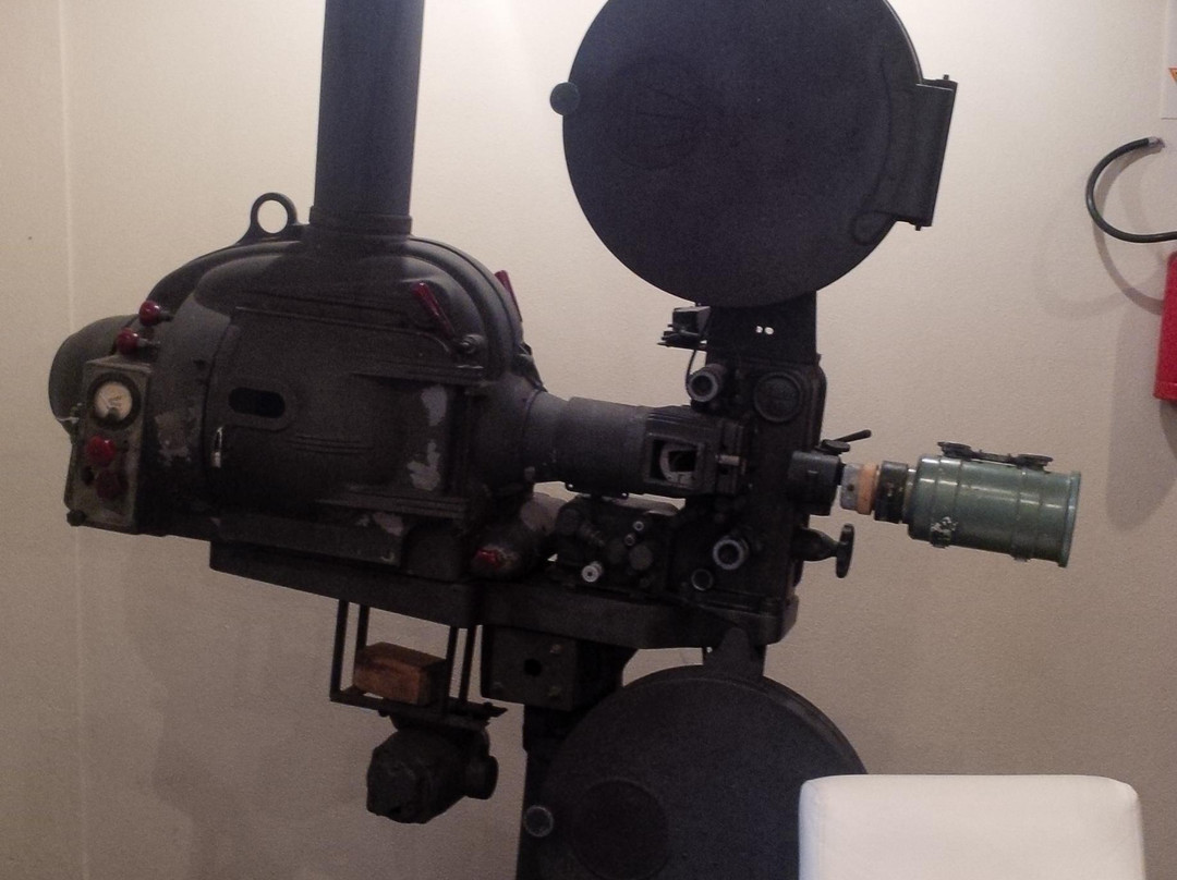 Cine- X de Novembro Theater-Sao Francisco do Sul必去景点