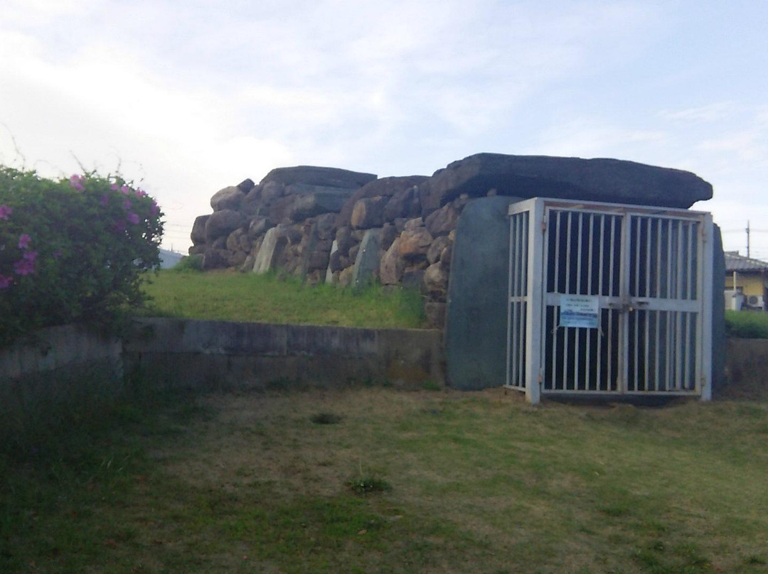 Hachimanyama Tomb Mound-行田市必去景点
