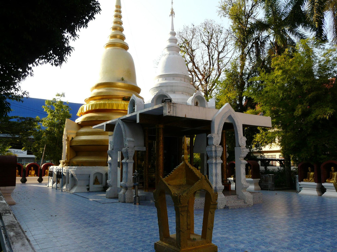 Wat Mani Phraison-湄索必去景点
