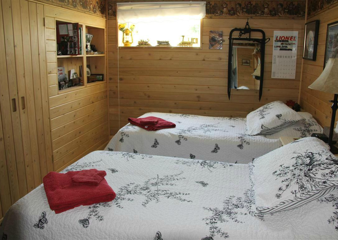 Joe Lin Station Bed & Breakfast主图