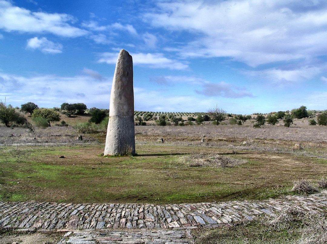 Menir da Bulhoa (Monsaraz)景点图片