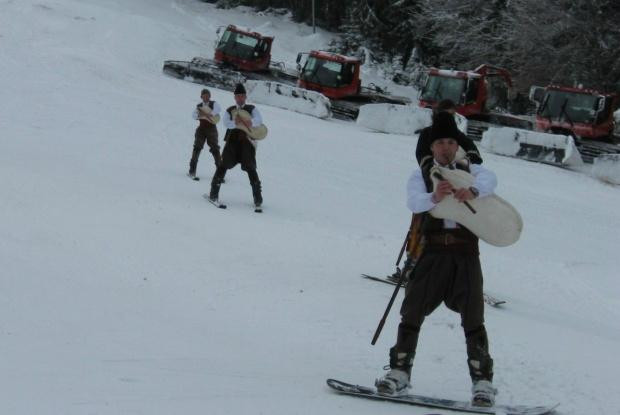 Snowcamp Bulgaria-Shiroka Laka必去景点