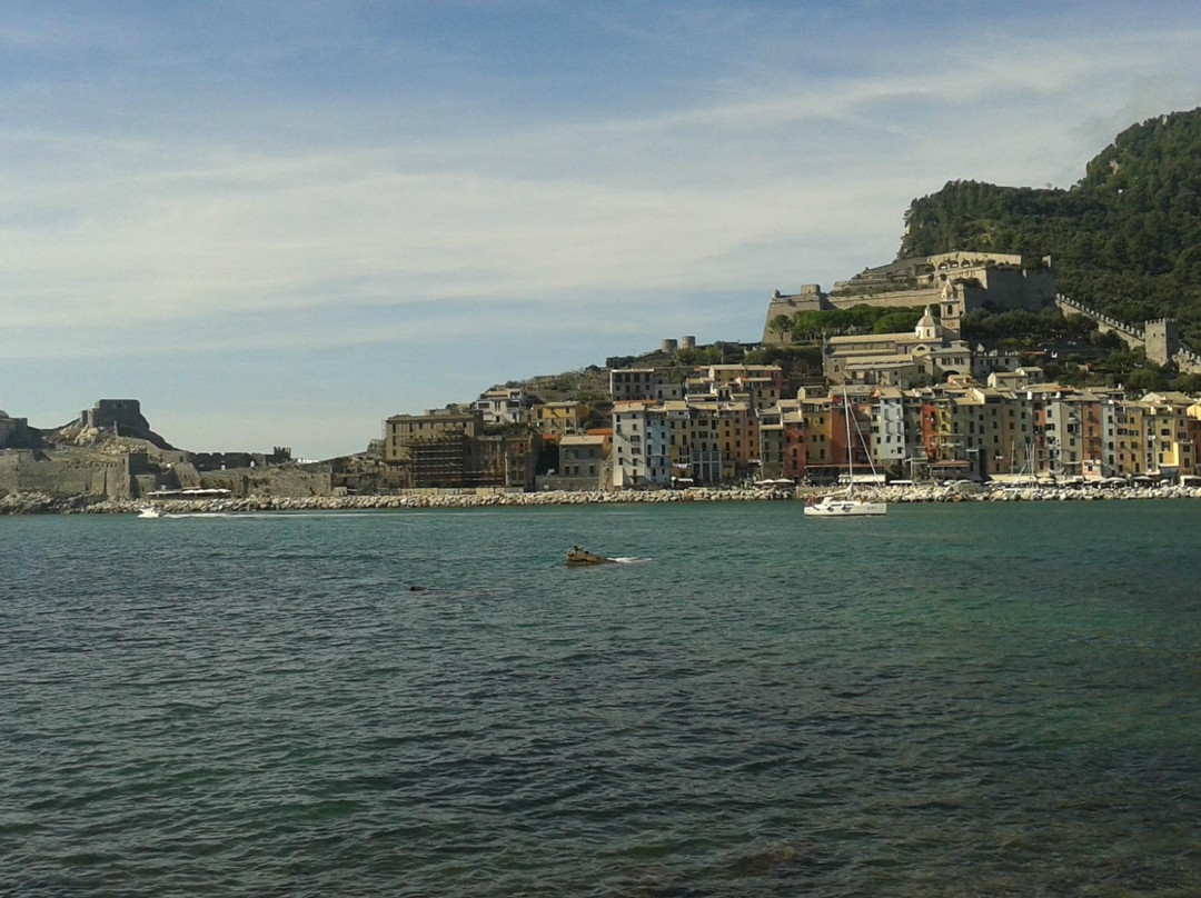 Piscina Naturale Portovenere  E Palmaria-韦内雷港必去景点