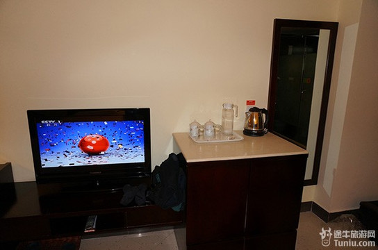 经纬大酒店主图