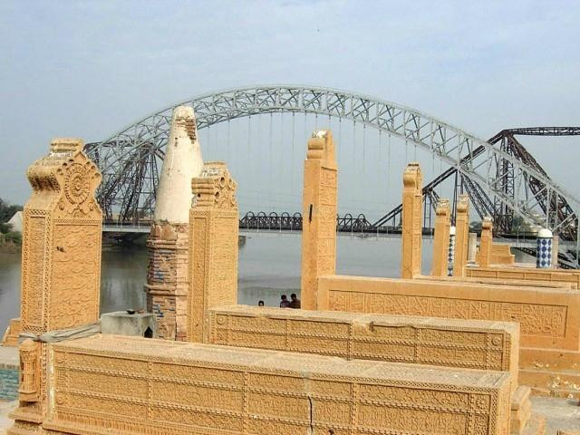 Tomb of Seven Sisters-Sukkur必去景点