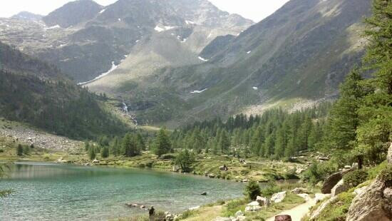 Lago d'Arpy-Morgex必去景点