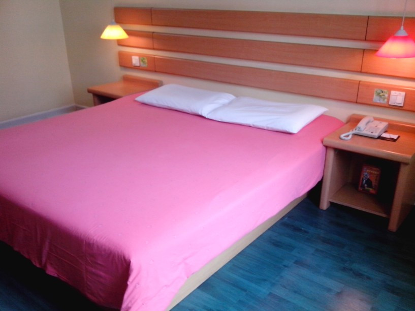 泰安如家火车站店主图