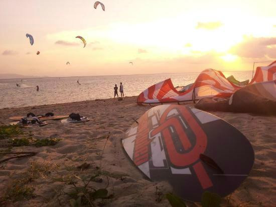 Breeze Kiteboarding景点图片