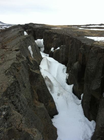 Grjotagja Cave-雷克雅里德必去景点