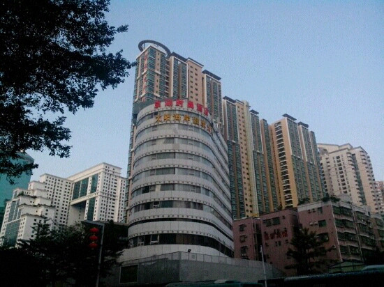 维也纳酒店（深圳罗湖口岸火车站店）主图