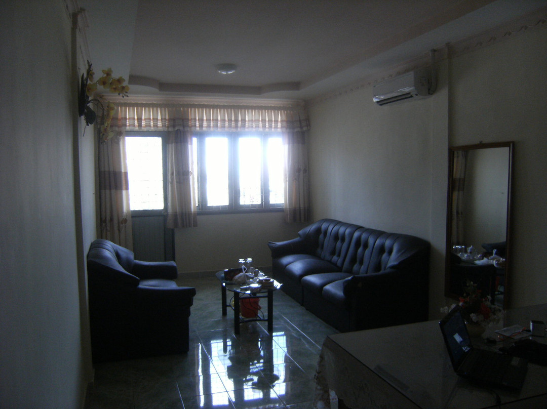 Khach San Khanh Hung主图