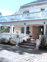 Rinah Guest House