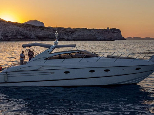 Luxury yacht charter - Tiger