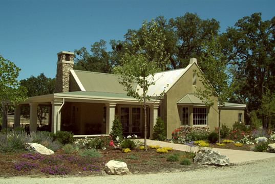 Limerock Orchards-帕索罗布尔斯必去景点