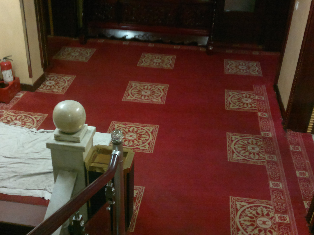 德盛商务大酒店主图