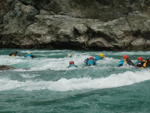 Serious Fun Riverboarding-皇后镇必去景点
