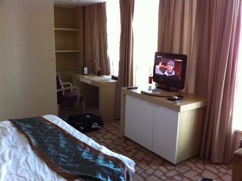 艾丽华酒店及服务公寓主图