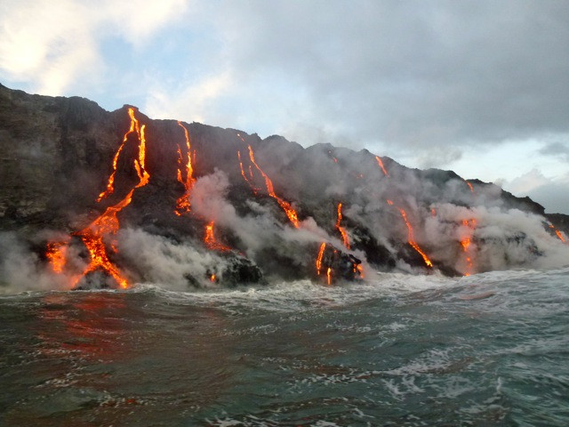 火山海洋探险之旅景点图片