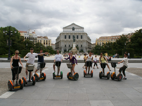 Madsegs-马德里必去景点