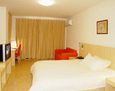 上海北外滩长阳路亚朵酒店主图