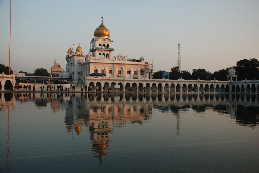 班戈拉·撒西比谒师所