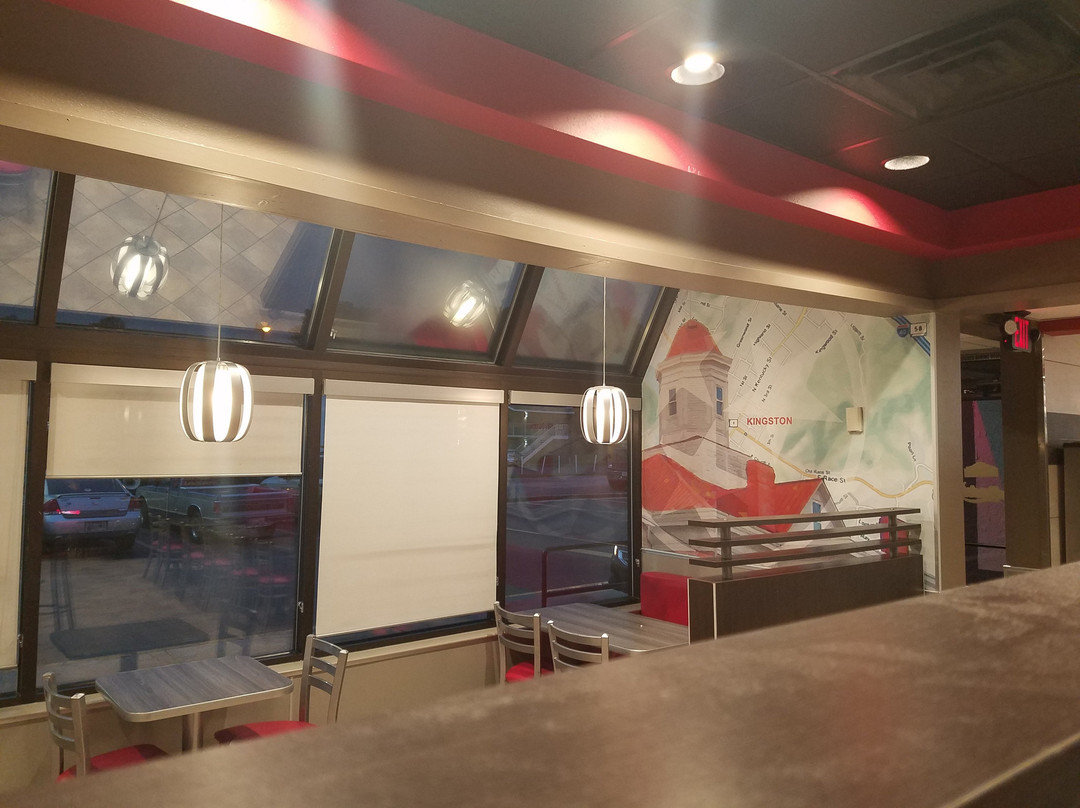 Kingston餐馆和美食-Hardee's