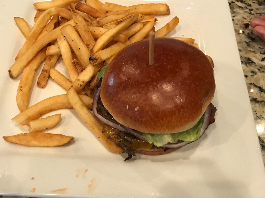 Art & Jakes Sports Bar And Grill