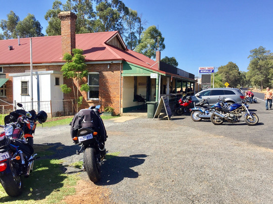 Mumballup餐馆和美食-Mumby Tavern