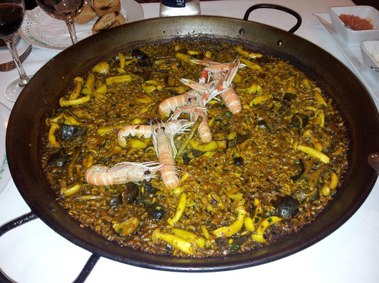 Piles餐馆和美食-Brisa del Mar